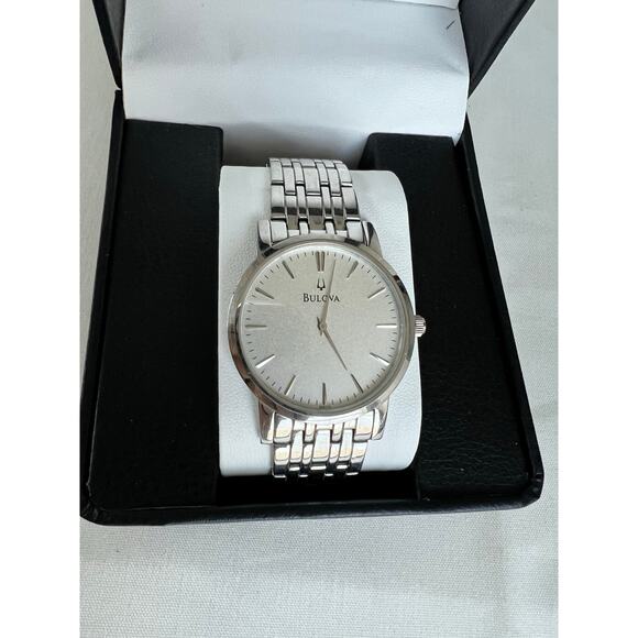 Bulova Men’s Quartz Dress Watch Stainless Steel Silver Tone White Dial  c835133 - Picture 1 of 11